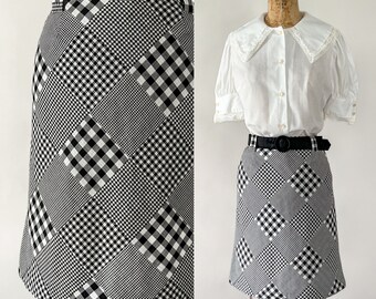 Vintage 60s Skirt, 1960s Turtle Bay Jonathan Logan Black White Patchwork Plaid Cotton Mini, High Waisted Straight Pencil Skirt, XS 24 Waist