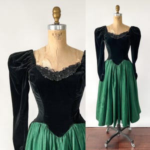 Vintage 80s Dress, 1980s Black Velvet Green Moire Party Dress, Long Puffed Mutton Sleeve Fitted Basque Waist Full Skirt Holiday Gown, XXS XS