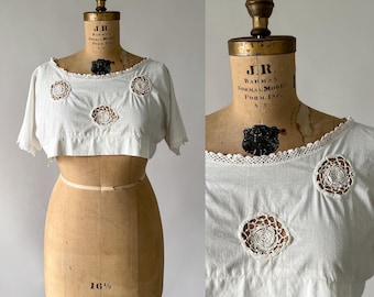 Antique Blouse, Vintage Edwardian 1910s Off White Cream Cotton Floral Crochet Lace Inset Cutout Crop Top, Short Sleeve Corset Cover, M L