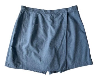 Vintage 90s Skirt, 1990s Y2K CJ Banks Blue Linen Rayon Skort, High Rise Short Mini Skirt, Plus Size Vintage, Size 18W, 39 Waist