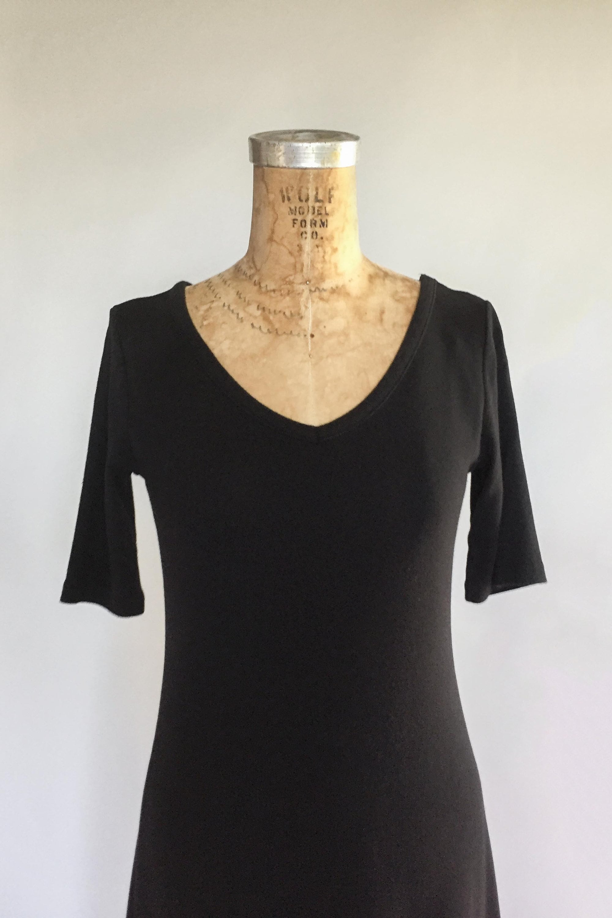 black v neck dress shirt