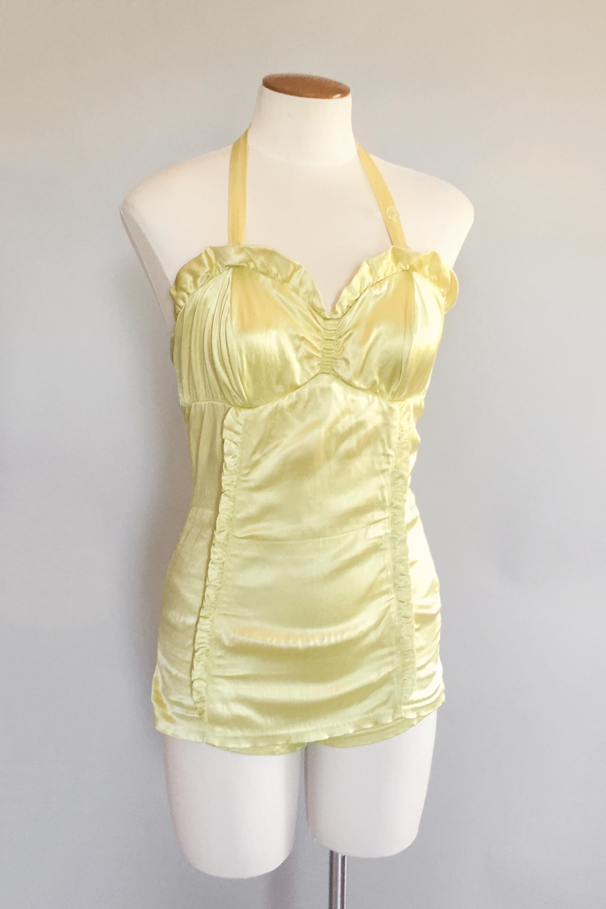 Vintage 1940s yellow satin ruffled sweetheart one piece swimsuit extra ...