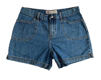 Vintage 90s Shorts, 1990s Y2K Unionbay Blue Cotton Denim Shorts, Mid Rise Pocket Utility Shorts, Women’s Size 4, Small Medium, 31 Waist