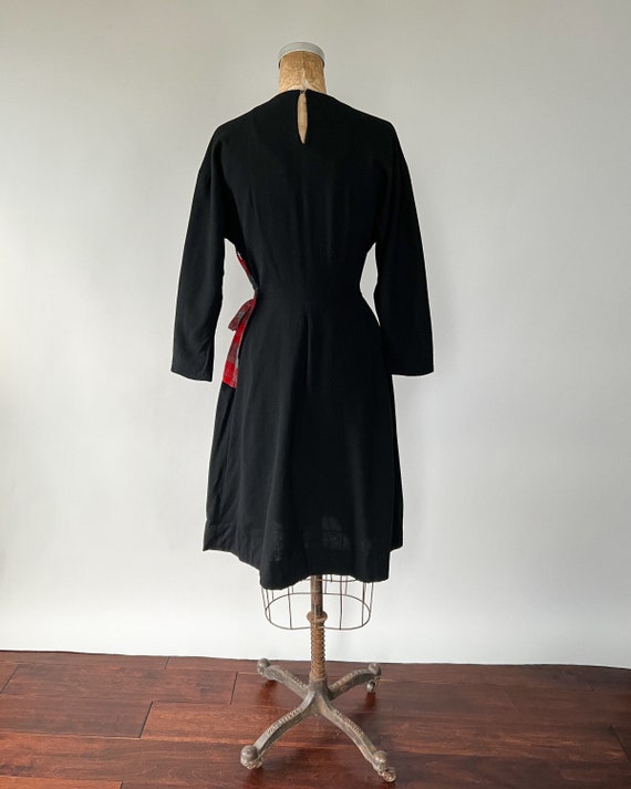 Vintage 40s Dress, 1940s Black Wool Red Plaid Chr… - image 6