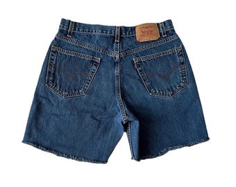 Vintage 1990s Levis 550 Medium Blue Wash High Waisted Denim Cutoffs Shorts Raw Hem, Medium M 31 Waist