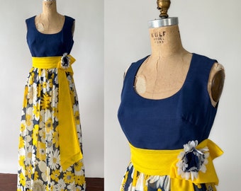 1960s 1970s Vintage Navy Blue Yellow Floral Daisy Print Cotton Voile Sleeveless Maxi Party Dress, Small W26