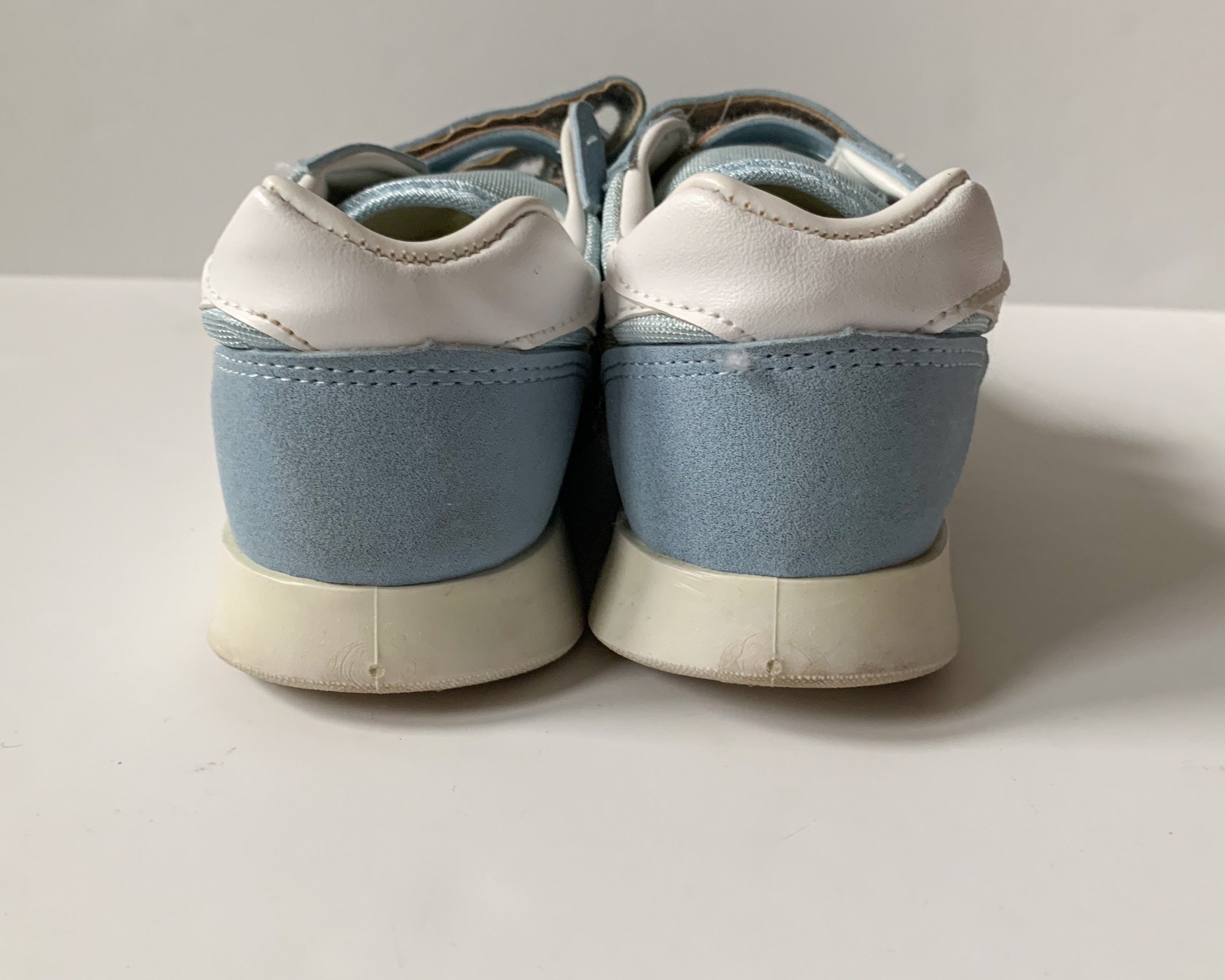 Vintage 80s sneakers / 1980s blue tennis shoes / 80s blue sneakers ...