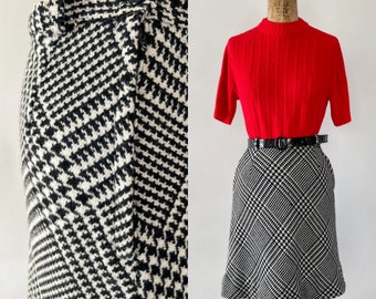 Vintage 1960s Black White Plaid Houndstooth Thick Wool High Waisted Flared Pencil Skirt, Extra Small XS Waist 25