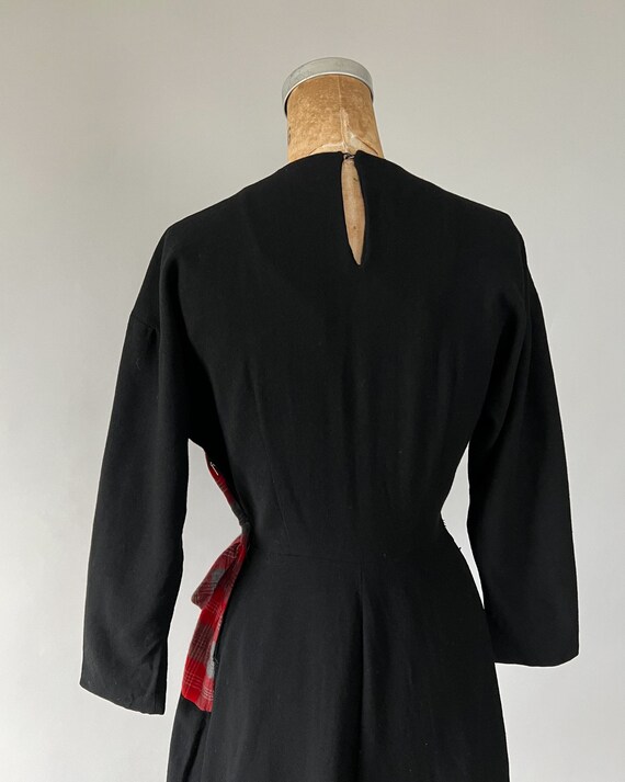 Vintage 40s Dress, 1940s Black Wool Red Plaid Chr… - image 7