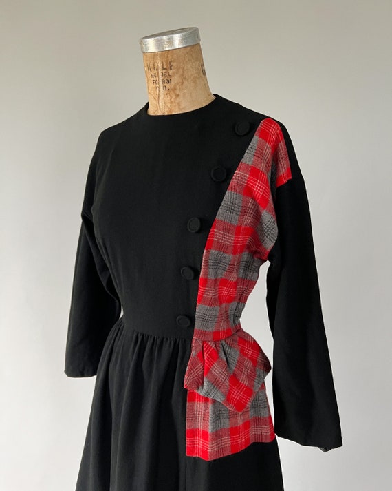 Vintage 40s Dress, 1940s Black Wool Red Plaid Chr… - image 5