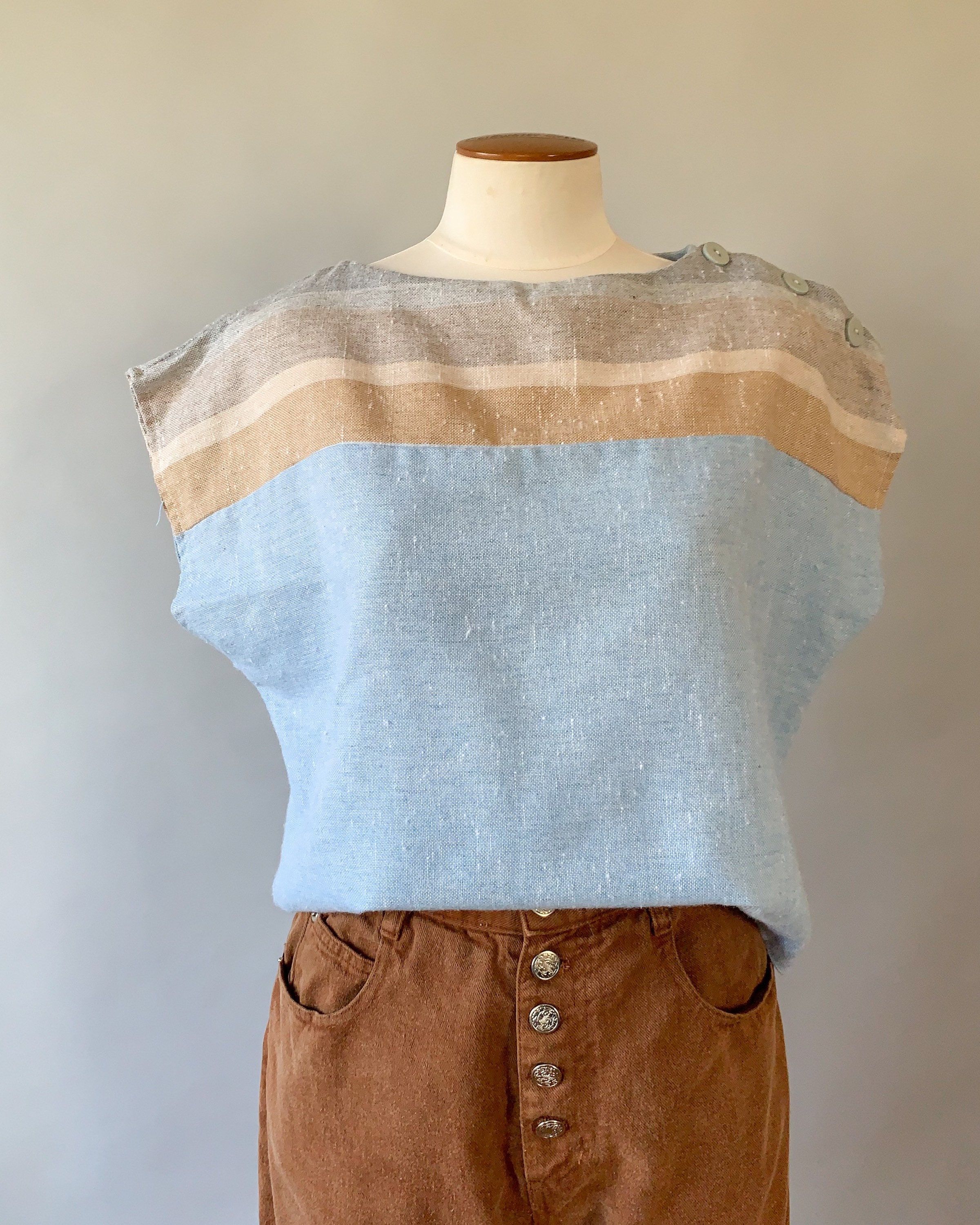 Vintage 1980s blue and brown striped woven boxy dolman short sleeved ...