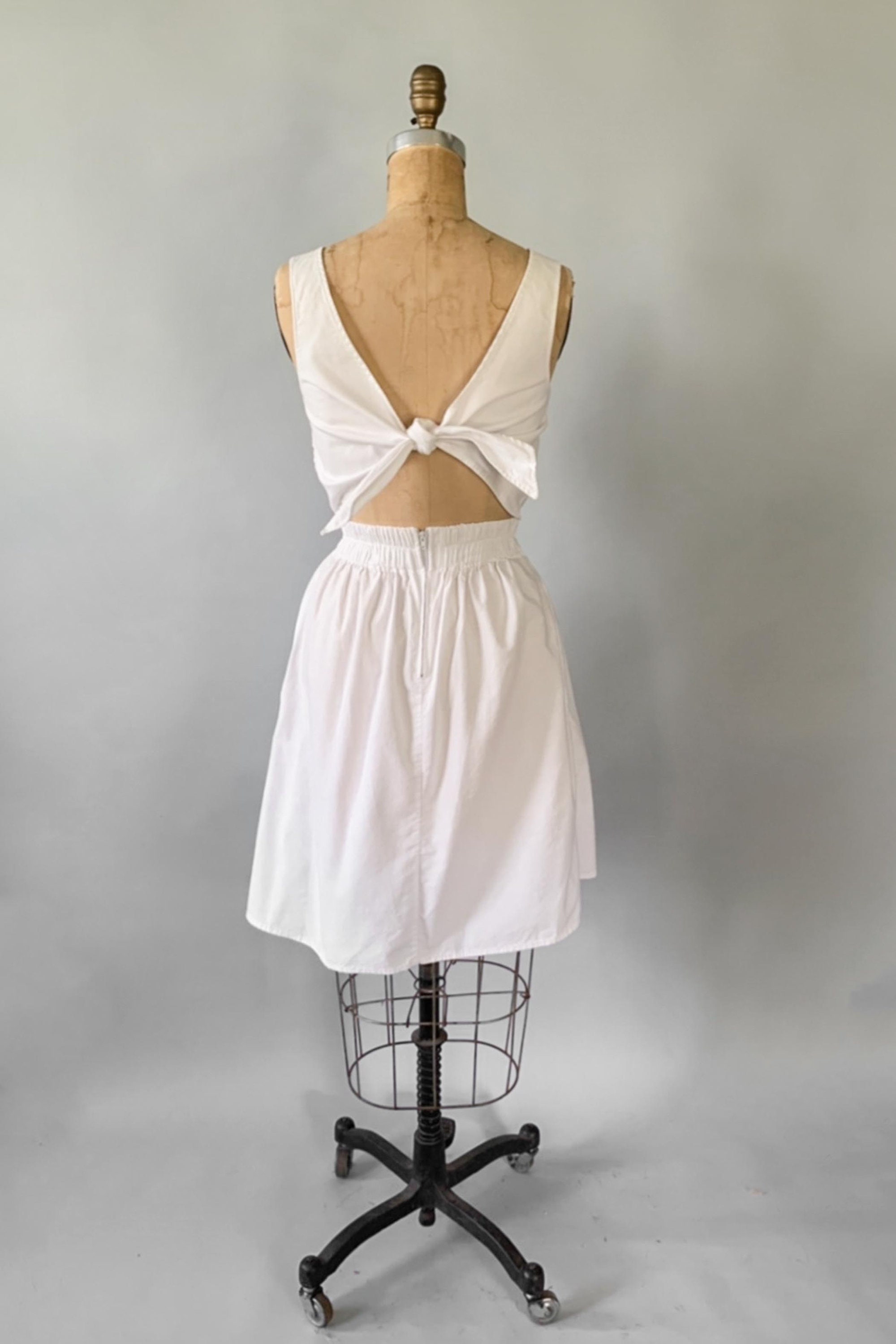 Vintage 1980s white cotton sleeveless tie back mini dress / 80s dress ...
