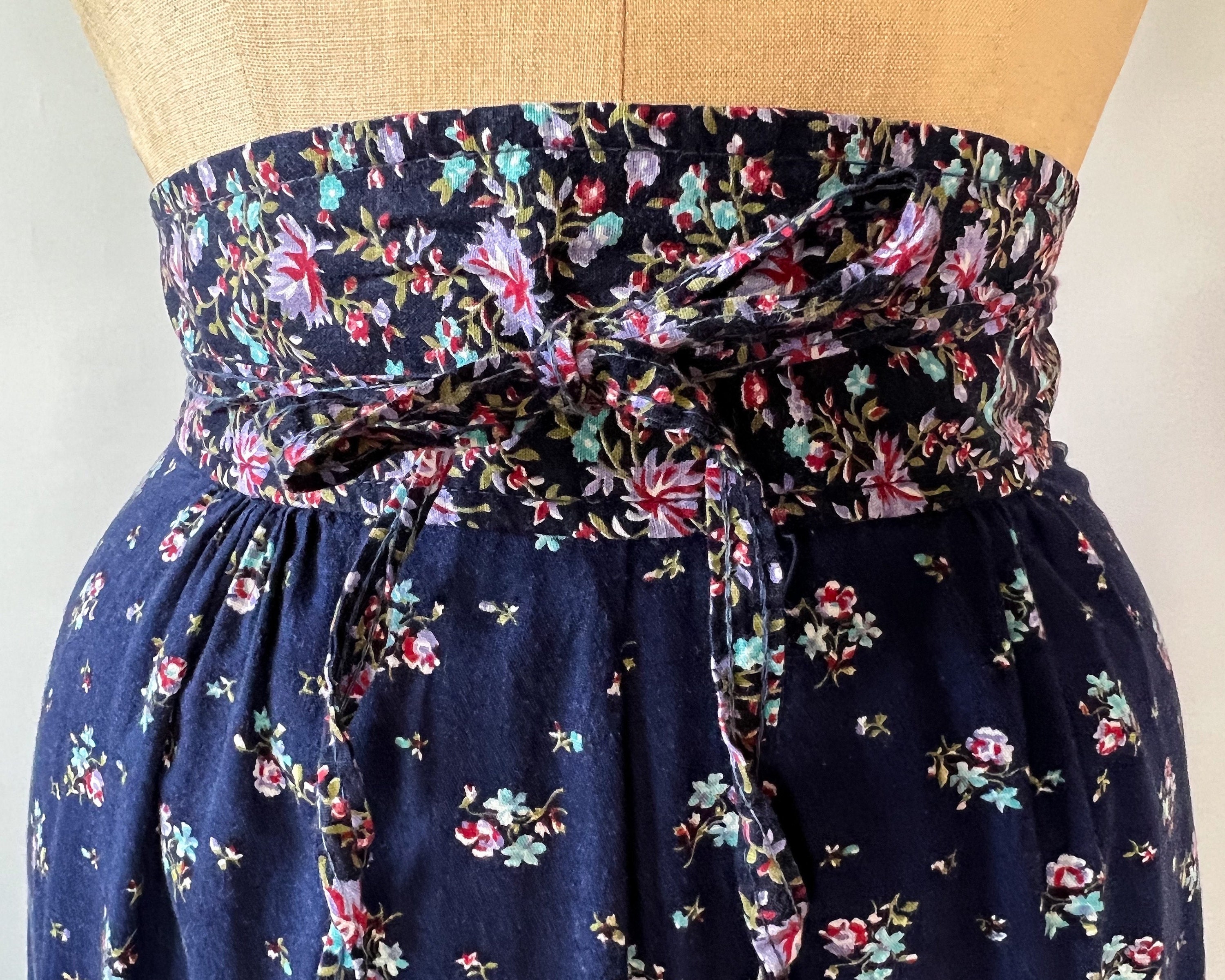 Vintage 1980s navy blue calico floral ruffled gunne sax style prairie ...