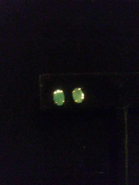 Emerald 14k stud earrings