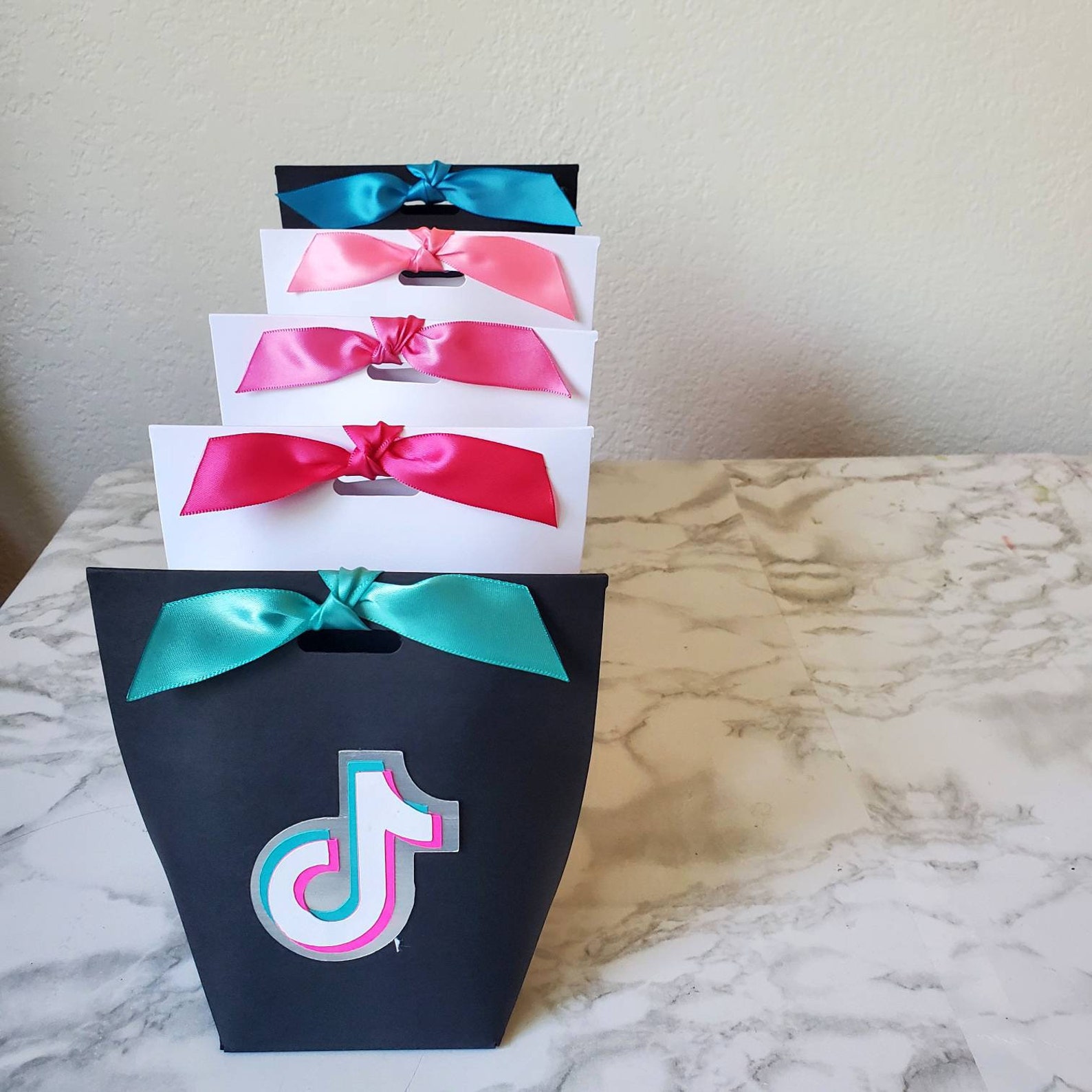 Tiktok party favor bag/ candy bag/ goodie bag 5 bags per Etsy