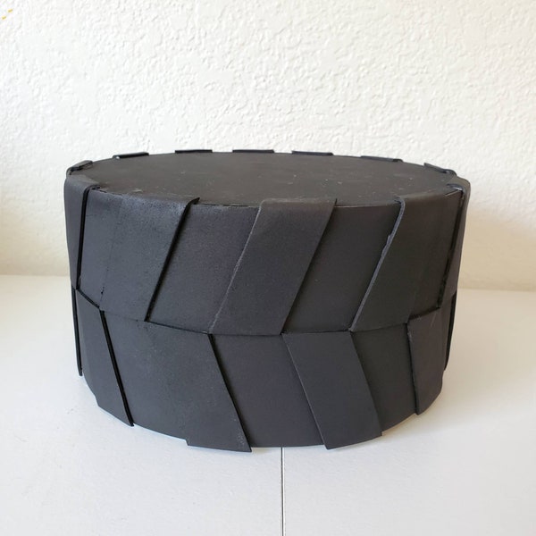 Wheel tire faux cake