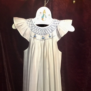 SALE! 1960s Little Girls Cotton Smocked Sleeveless Summer Dress- CAPRICE Size 6 REDUCED