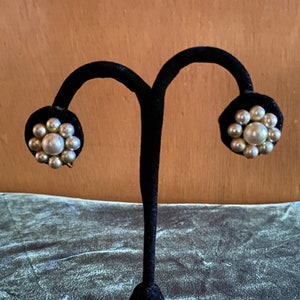 Vintage Pearl Earrings Champagne Cluster Screw Back circa 1940s