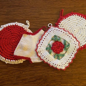 Set Hand Crochet Pot Holders or Trivets circa 1940s REDUCED