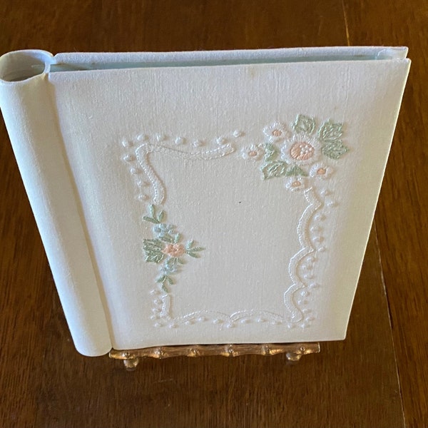 Wedding or Baby Photograph Album  White Linen Embroidered Flowers Holds 68 Photos Never Used - New Condition REDUCED