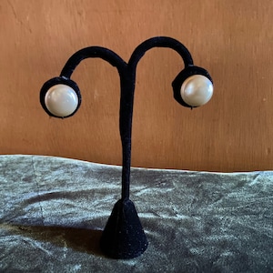 Vintage Faux Pearl Button Screw Back Earrings circa 1950s