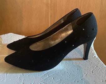 Satin Stiletto Pump Pointed Toe Shoe Adorned with Decorative Vintage Black Stones AMANO Never Worn circa 1960s Size 7 1/2 Medium