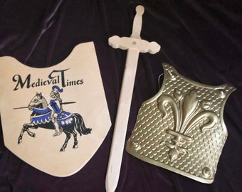 Accessori per costumi medievali Spada Scudo Pettorale anni '80 RIDOTTO