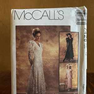 Cartamodello McCall&#39;s UNCUT Abito lungo da ballo o matrimonio Taglia 12 Modello 7426