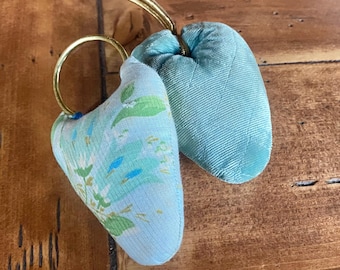 Moldeadores de zapatos vintage - Terciopelo y tela floral, hormas para zapatos de los años 50