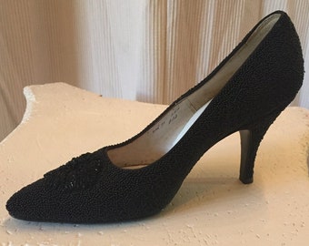 Beaded Pump Shoe Haute Couture circa 1960’s Leather Beaded Size 5 1/2