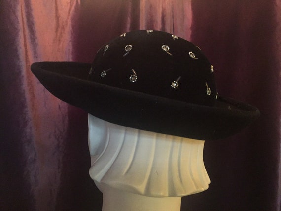 1950s Black Velvet Hat with Mirrored and Silver B… - image 8