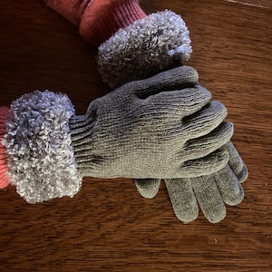 SALE! Adult Fleece Gloves Never Worn Vintage 1980s New Condition REDUCED