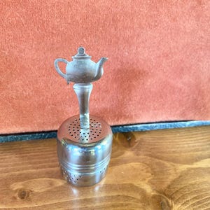 Tea Infuser/Strainer for Loose Leaf Tea -  Stainless Steel