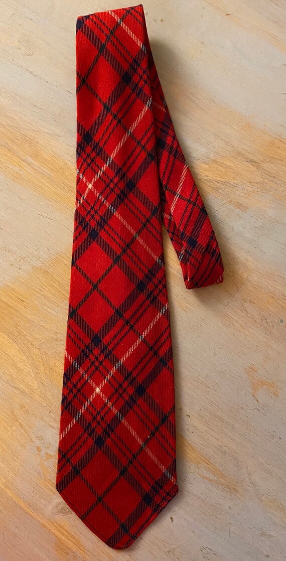 Scottish Tartan Necktie 100% New Wool Lochcarren … - image 6