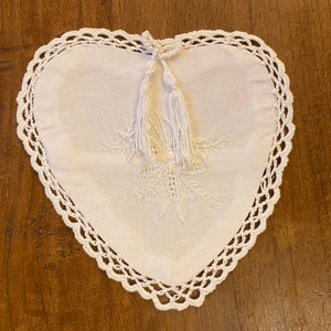 New Heart Sachet Pouch Embroidered with Crochet Border SWEET! Never Used New Condition REDUCED