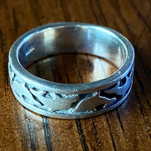 Sterling Ring Porpoise Dolphin Engraving Vintage Silver Ring Wedding Ring Size 7 circa 1970s