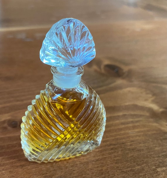 ウンガロ　ディーバ　香水 DIVA by Ungaro - Miniature - 7.5ML/ 0.25 OZ - Eau De Parfum for