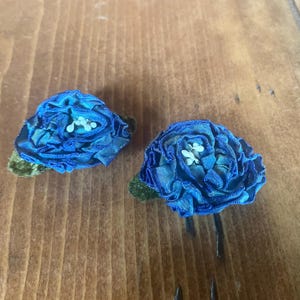 Pair Vintage Button Covers, Floral French Silk Ribbon,  Excellent Vintage Condition RARE