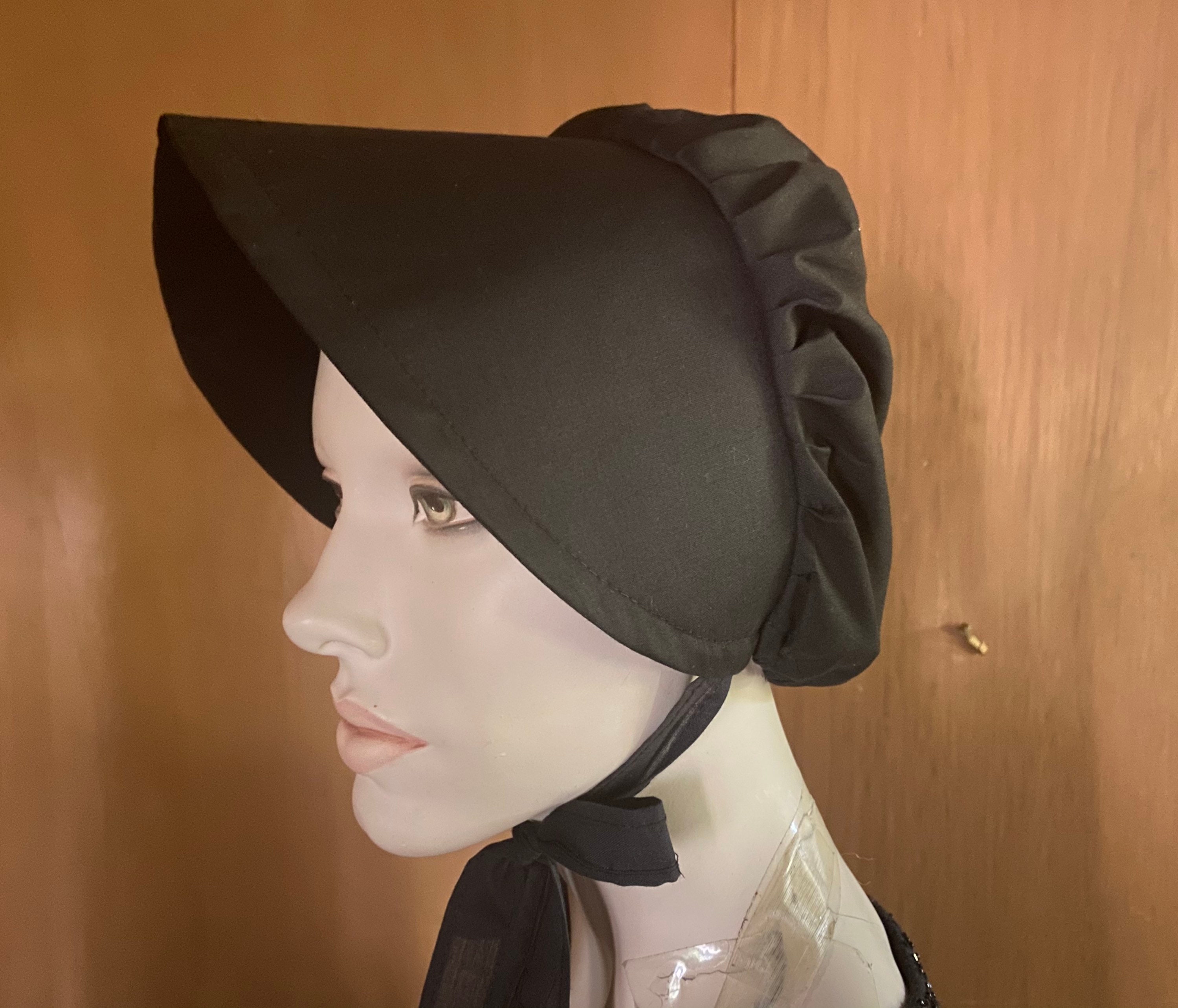 White Pioneer Women's Bonnet Hat Wide Brim Adult Prairie Costume Accessory  Amish