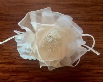 Gasa color crema para sombreros, rosa - Accesorio para sombreros, prenda, decoración del hogar, década de 1960