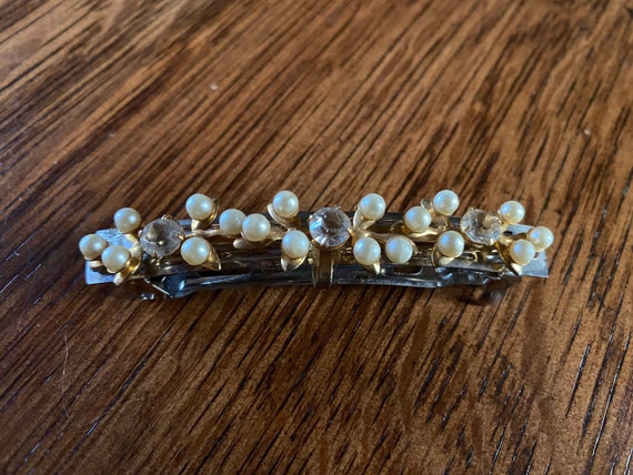 Vintage Rhinestone Pearl Barrette: 1980s Gold Metal Hair  display picture 3
