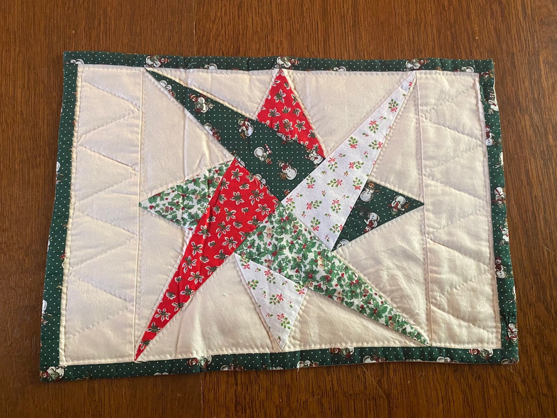 Set 4 Hand Quilted Placemats Christmas Holiday Gift 100 Etsy