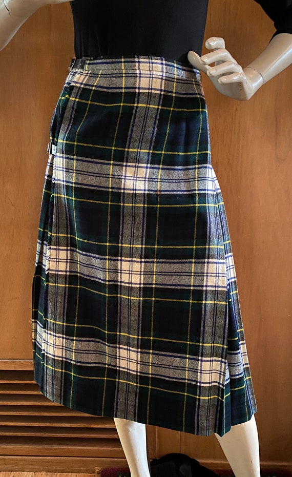 Scottish Tartan Plaid Women's Kilt Pure Virgin Woo