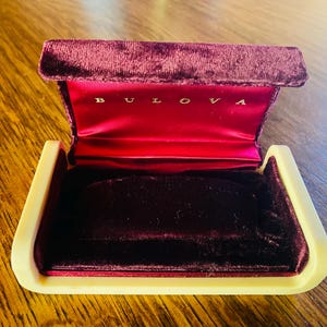 Vintage Presentation Box BULOVA Watch or Jewelry Box Pristine Condition circa 1940s