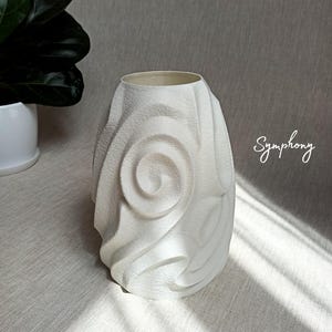 3D Printed vase, Vase for flowers, Modern home decor, Asymmetrical vase,  Gift for new house, Decorative vase, Stylish decor