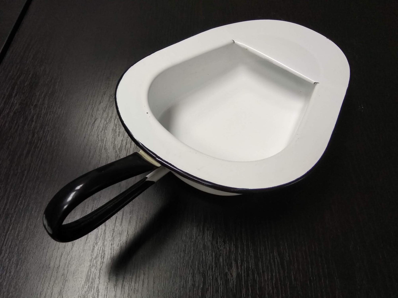 Vintage Enamel Bedpan Hospital Bedpan White Porcelain Etsy