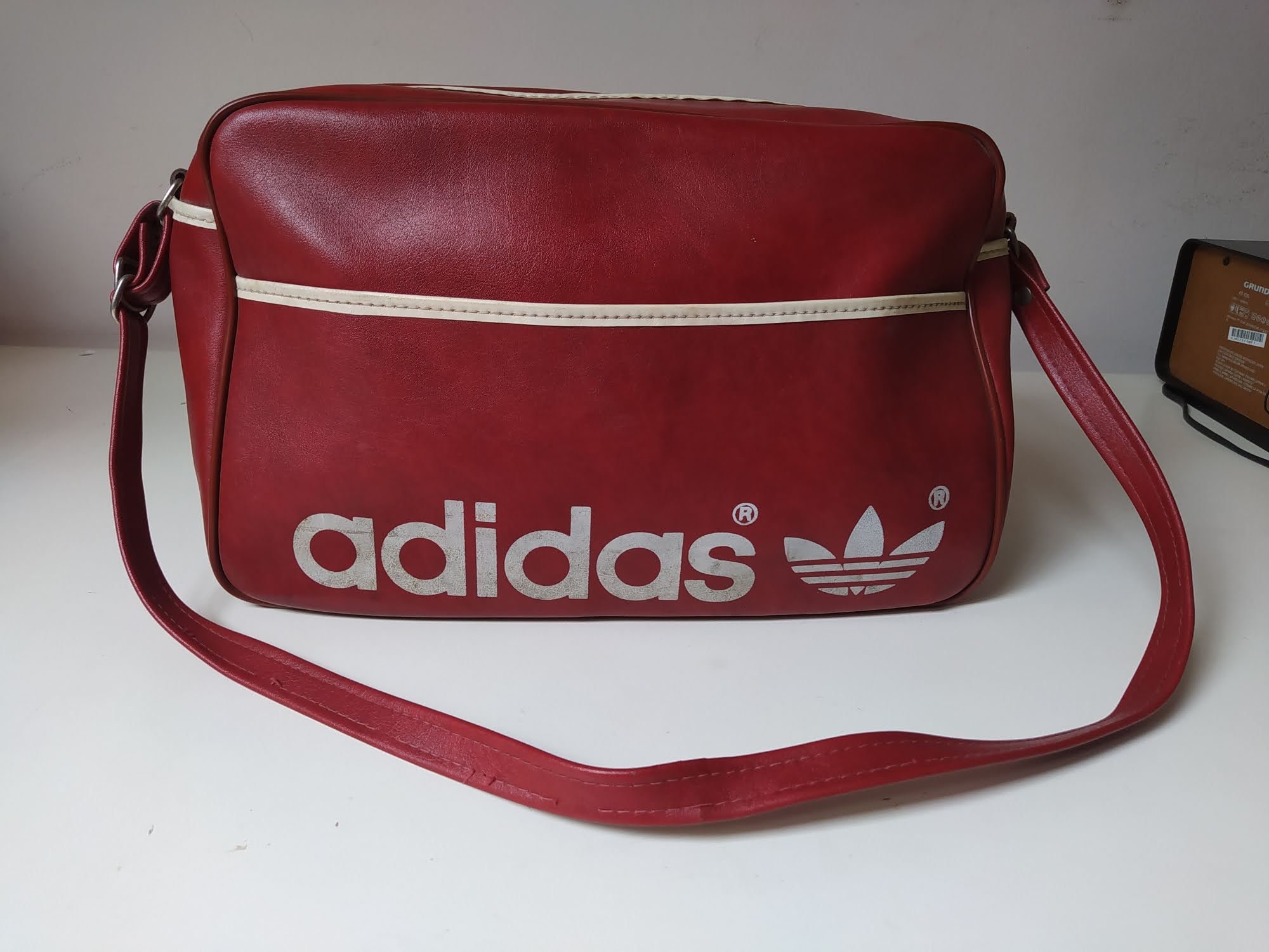 Vintage Red Vinyl Bag / Mid Century Adidas Gym Bag / - Etsy España
