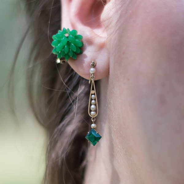 Vintage green paste imitation pearl earrings, gold dangle plugs, green stone jewellery, antique jewelry anniversary birthday girlfriend wife