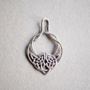 Vintage Celtic motive silver pendant, Irish necklace jewellery, jewelry gift ideas women birthday daughter girlfriend anniversary