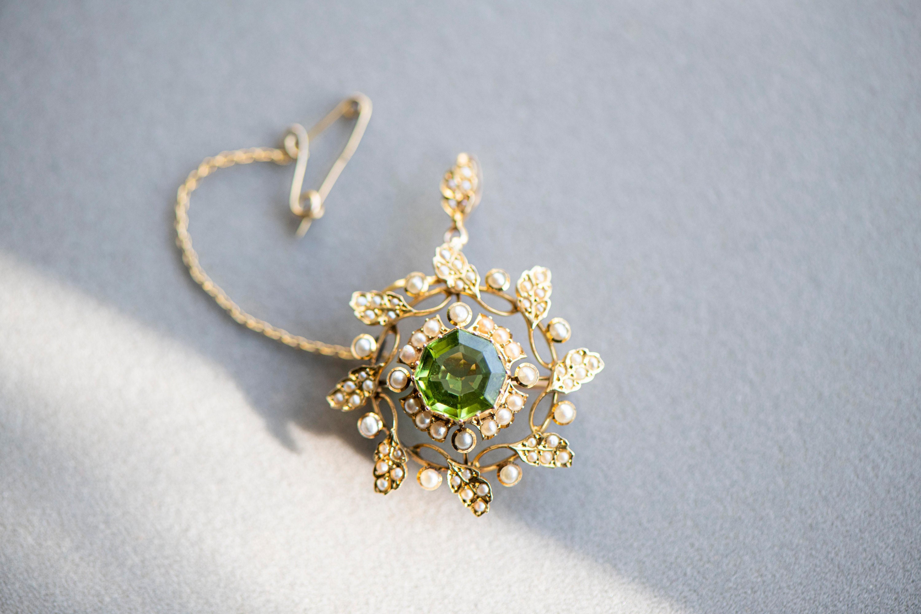 Buy Antique Edwardian era peridot and pearl necklace . - Kalmar Antiques